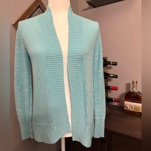 BEAUTIFUL Lilly Pulitzer sweater